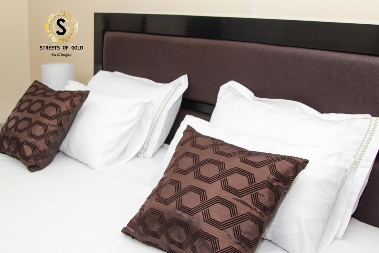 Streets Of Gold Guest House Gaborone Esterno foto