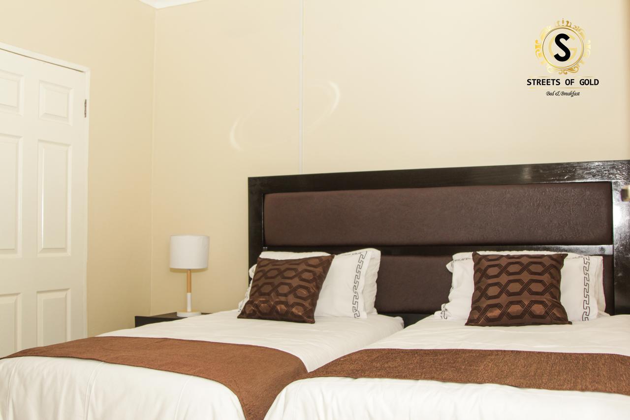 Streets Of Gold Guest House Gaborone Esterno foto